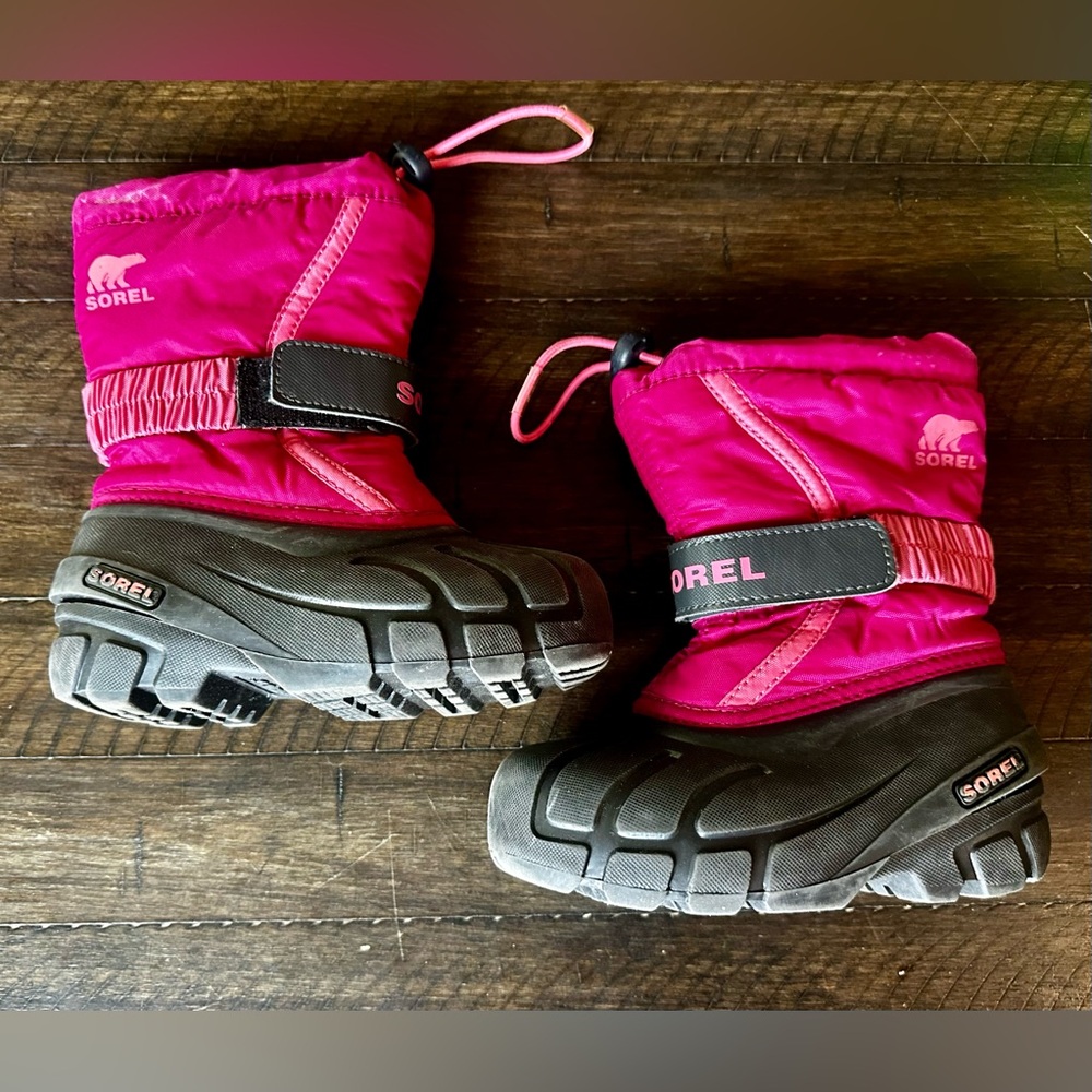 SOREL Pink and Black Snow Winter Kids Girl Toddler 9 Boots